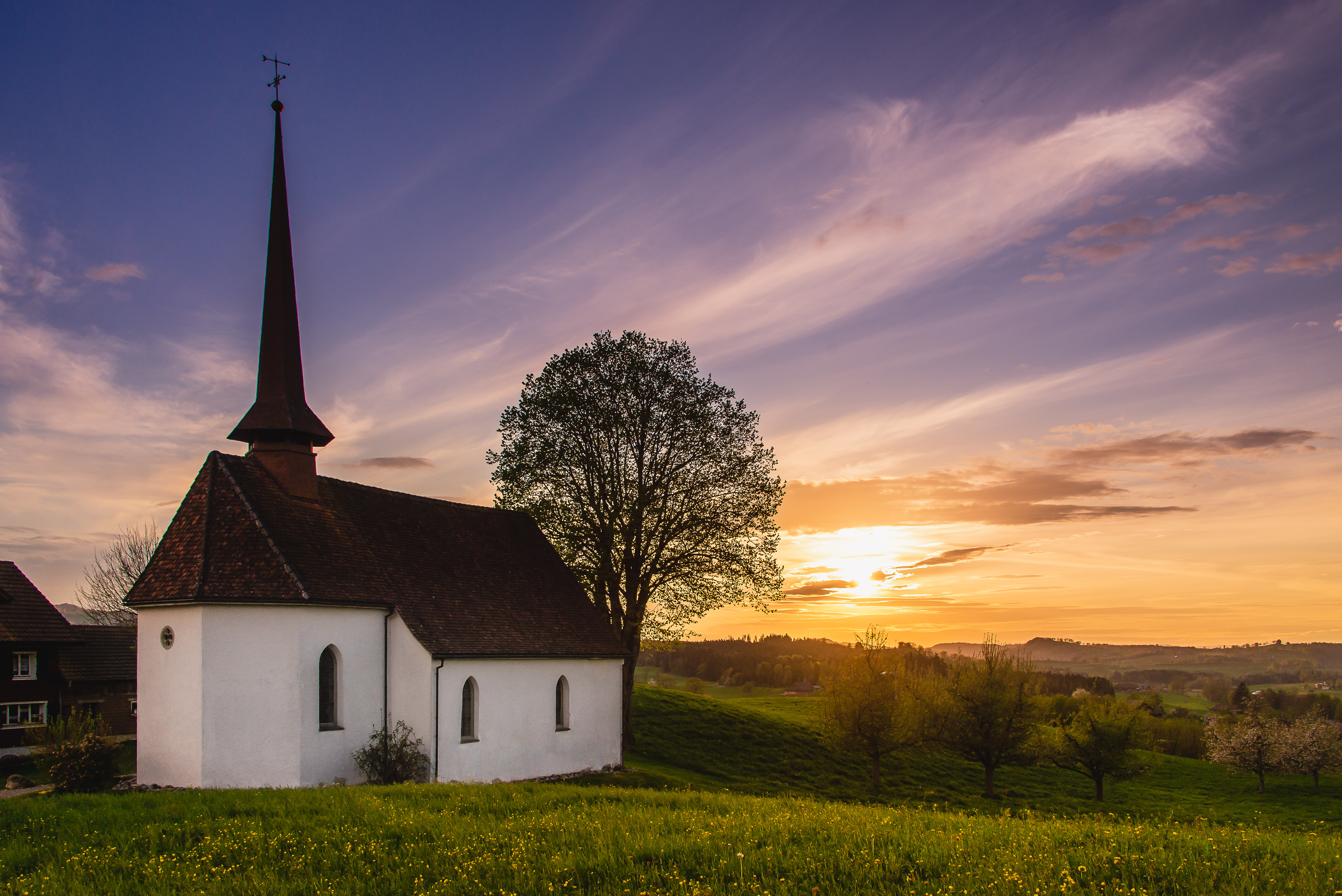 Die Kapelle St. Ulrich im Sonnenuntergangslicht. | Markus Huber, Buttisholz