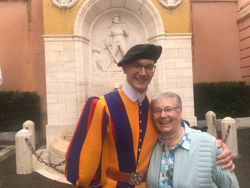 Matthias Roth mit seinem stolzen Grosi