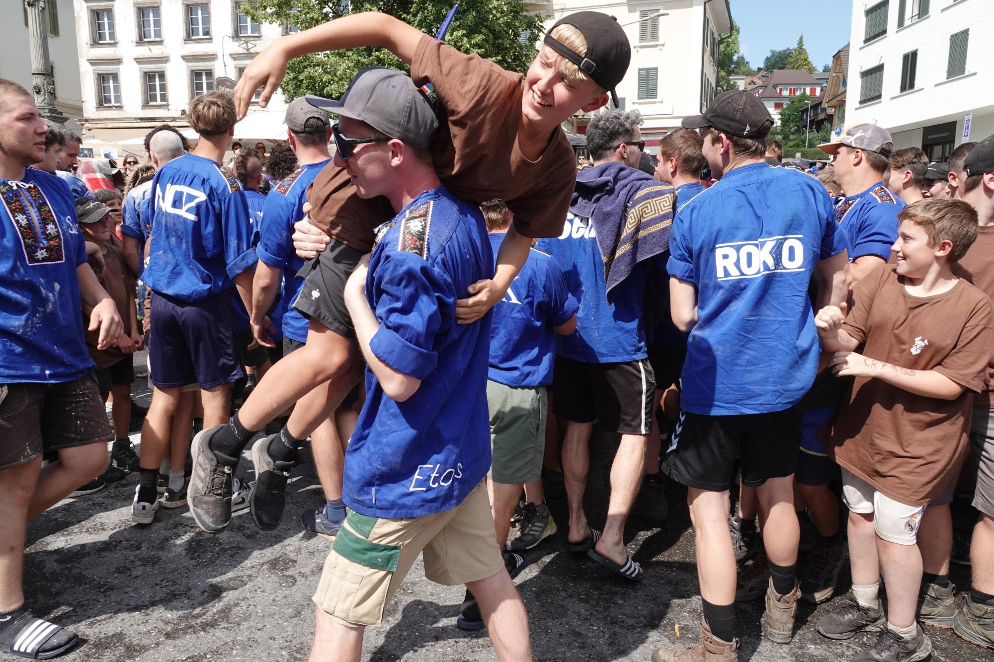 Impression Einzug Blauring Ruswil und Jungwacht Ruswil. Foto Roland Meyer